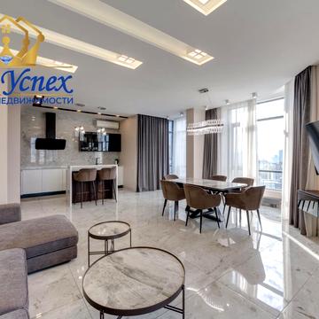 Болсуновська вул. (Сергія Струтинського), 2