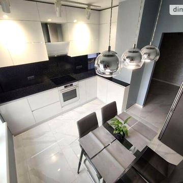 Продаж 3к Квартира Лісова вулиця