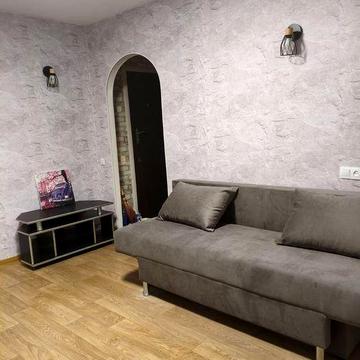 Сдаю однокомнатную квартиру на Артема ( Октябрьский)