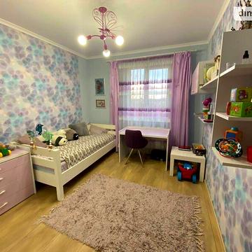 Продаж 3к Квартира Хоткевича Гната вулиця