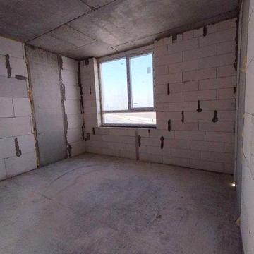 1 комнатная квартира в ЖК Акварель-10, средний этаж