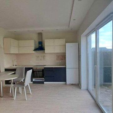 Без% Укомплектований таунхаус метро Славутич Осокорки Дачі