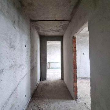 Готова до ремонту 2-кімнатна квартира у збудованому будинку!