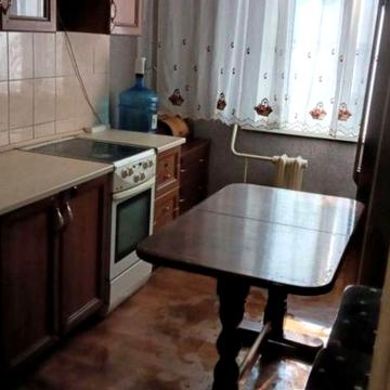 Здаю 3-кiмнатну квартиру р-н Солянi