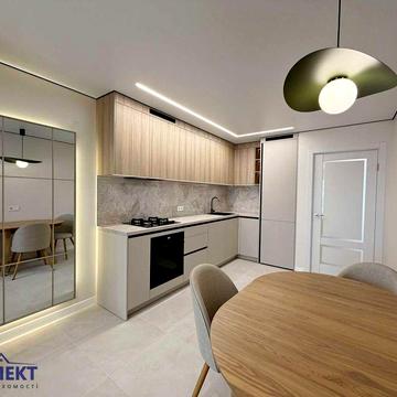 Сучасна квартира для сімї . Центр міста. Автономне опалення ЖК Рідний дім