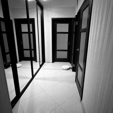 СОБСТВЕННИК!  Продаю  свою 2-комнатную  квартиру в кирпичном доме в с. Бузовая