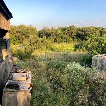 Будинок під ремонт , участок 25 соток