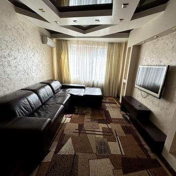 Госпрограммы/ Продам трехкомнатную квартиру на Таирова / Академика Королева