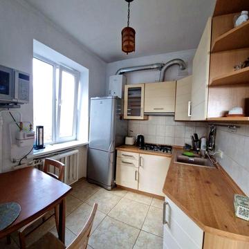 Оренда 1 кім, метро Звіринецька, Печерська,  Ботанічний сад.