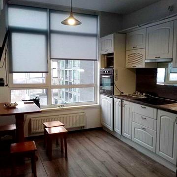 Квартира в новобудові, є генератор