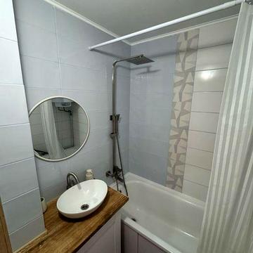 Оренда 2 кі-ної квартири вул. Грушевського