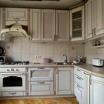 Двокімнатна квартира на вул. Скрипника: затишне житло поруч із парком ім. Івана Павла ІІ