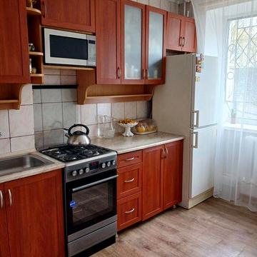 Продам 2-кімнатну квартиру з ремонтом, район Автовокзалу