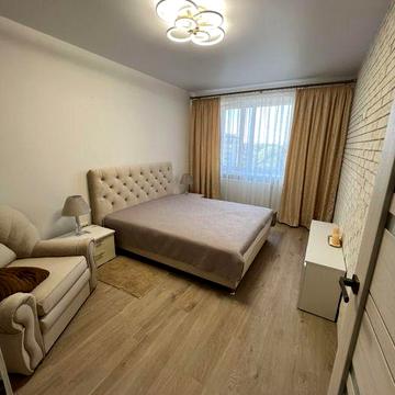 Здається в оренду 1 кімнатна квартира . Центр.