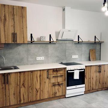 Оренда 2-кімн квартири в новобудові з балконом