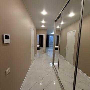 Здам Двушку-студію, в ЖК Seven, Дніпровська наб. 20-Б. Метро ОСОКОРКИ пішки 5 хвилин!