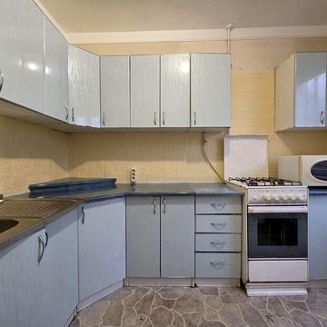 Оренда 2х кімнатної, ЕНТУЗІАСТІВ (р-н кінцевої 5рки), ОКРЕМІ КІМНАТИ!