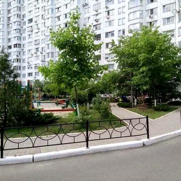 Без %, пр.Бажана.16, Осокорки Позняки двохкімнатна квартира 75 м кв на 4 поверсі.