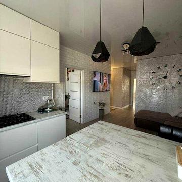 Продам квартиру на вулиці Сахарова в районі ринку Початок. Газовий будинок ЖК Еко Соляріс