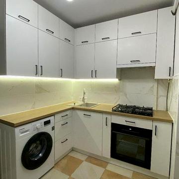 Продається 1-кімнатна квартира з технікою,меблями, гаражем та підвалом