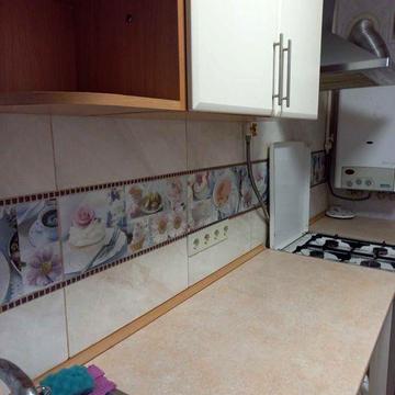 Сдам однокомнатную Богдана Хмельницкого.