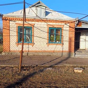 Продам просторий будинок на Богополі.