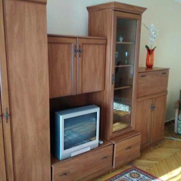 Ризька. метро Дорогожичі Сдам 1 кімнатну квартиру.