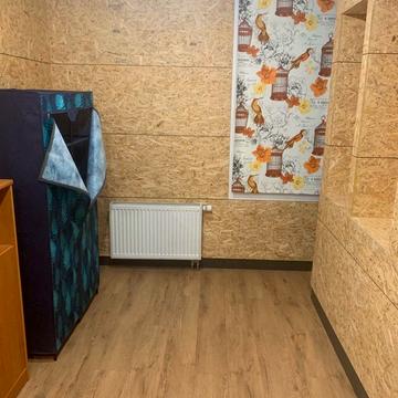 Верховинна вул., 66