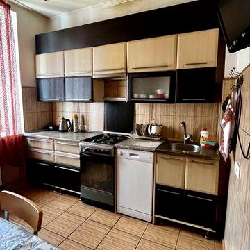 Продается 2 комн квартира Днепрострой 5 больница