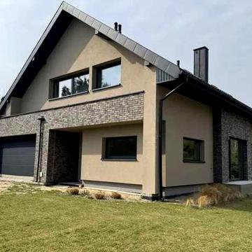 Продам двоповерховий будинок