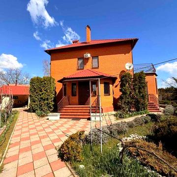 Продам капитальный дом в курортном посёлке недалеко от Черноморска