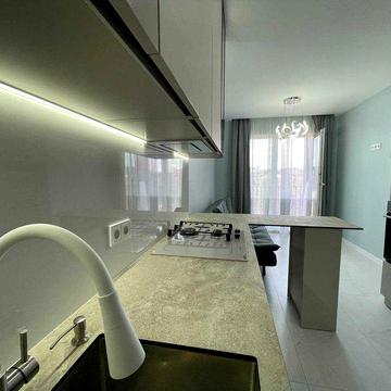 оренда 1 кім квартири в новобудові в ЦЕНТРІ міста