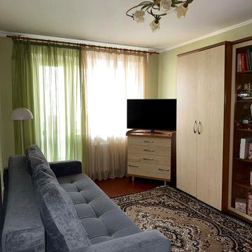 Оренда 2-кімнатної квартири,Дачна 9А, від власника, без комісії, тихий двір