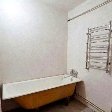 2к квартира на Александровском просп., возле 25 больницы, ХТЗ