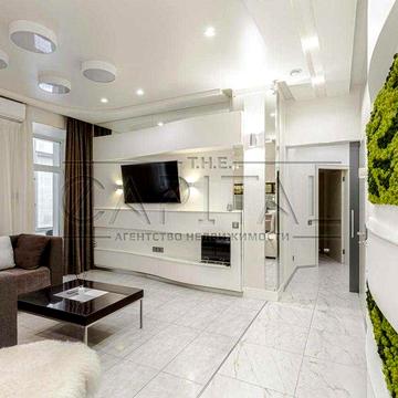 Вже вільна! СУПЕР ГАРНА, СВІТЛА, ДИЗАЙНЕРСЬКА КВАРТИРА З терасою та балконом | САУНА | Є ДВА ЕКОФЛОУ/ECOFLOW | Бессарабська площа | ЦЕНТР