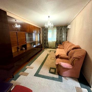 Квартира  2  кімнатна  Алмазний  Світло не вимикають