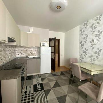 Оренда 1-кімн.48 м2 на В. Івасюка, 43В,з видом на озеро