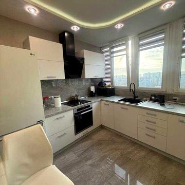 Продам  2- х ком. квартиру  в ЖК «Вернисаж» / Костанди ЖК вернисаж