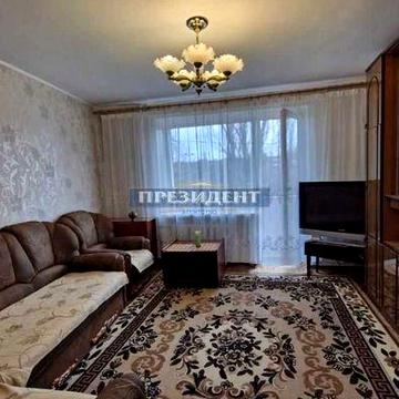 Продам 4 комнатную квартиру. пр. Князя Владимира Великого