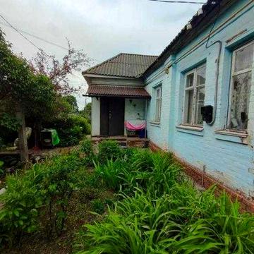 Частина будинку по пров. Вокзальному