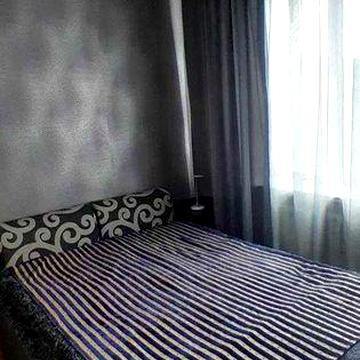 Продаж 2кім.кв-ра вулиця Наукова 61500 дол. США торг