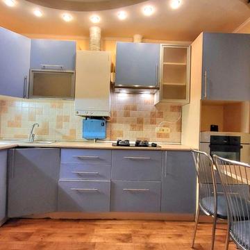 Здається 2 кімнатна квартира на Поділлі,можна з тваринкою