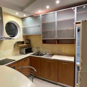 Продается двухкомнатная квартира на Французском бульваре.