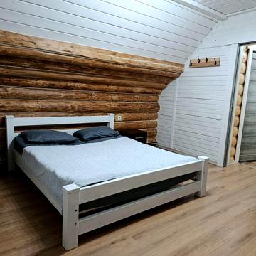 Здається в довгострокову оренду