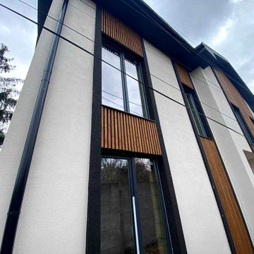 Сучасний Дуплекс в Центрі,з центральними комунікаціями,газ!