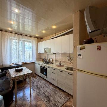 Продаж/ Сертифікат 3 кімн. м-н Сонячний 34 з ремонтом меблями і технікою