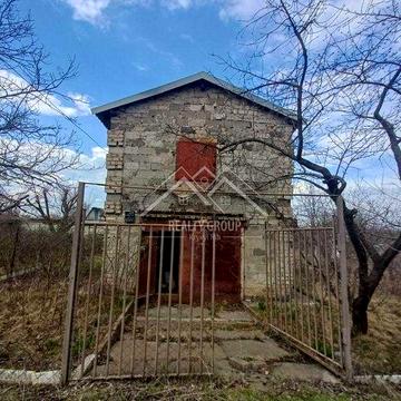 Продаж приватизованої дачі с.т. Архітектор з додатковою ділянкою.