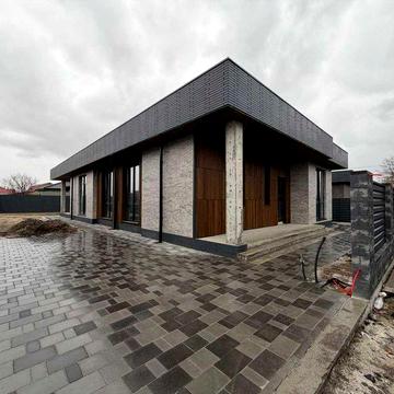 Будинок 130 м² у котеджному містечку Білогородки, 6 соток, газ, розтермінування