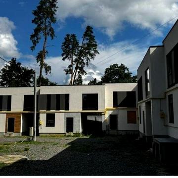 Продаж таунхауса в Ірпені з максимальним наповненням 2 паркомісця! Газ