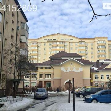 Продаж 3к Квартира Водопровідна вулиця